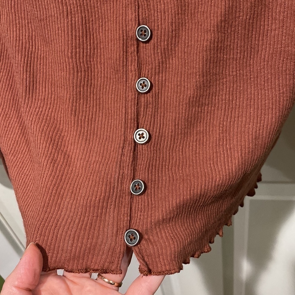 American Eagle Ribbed Button Down Top Euc - image 5